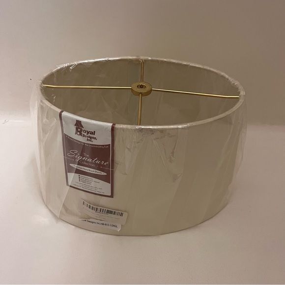 Royal Designs, Inc. Shallow Oval Hardback Lamp Shade, HB-611-12EG, Eggshell - Picture 3 of 3